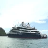 法国豪华邮轮承载88名国际游客赴昆岛参观游览