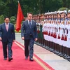 越南政府总理范明政与卢森堡大公国首相格扎维埃•贝泰尔举行会谈