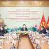 越南共产党中央宣教部与古巴共产党中央思想委员会举行会谈