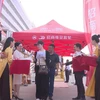 广宁省迎来2023年首批乘坐邮轮前来游览的中国游客