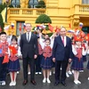 阮春福总理举行仪式欢迎俄罗斯联邦总理梅德韦杰夫访越（组图）