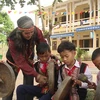 昆嵩省学校通过课外活动来保护民族传统 文化