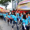岘港市举行集会和游行活动​响应2016年世界艾滋病日（图片来源：越通社）