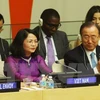 附图：越南国家副主席邓氏玉盛​出席在波兰举行的第26届全球妇女峰会（图：越通社）