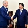 郑廷勇副总理与俄联邦巴什科尔托斯坦共和国政府总理马尔达诺夫