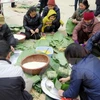 越南多地举办贫困户包粽子迎春活动（图片来源：因特网）