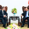 阮春福总理​会见斯洛文尼亚驻越南大使雅奈兹·普莱默泽（图片来源：越通社）
