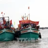 渔船出海进行求鱼仪式