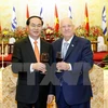 越南国家主席陈大光（左）与以色列总统鲁文•瑞夫林。