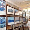 “黄沙和长沙归属越南：历史证据和法律依据” 资料图片展在庆和省举行。（图片来源：越通社）