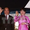 附图：阮春福总理与夫人