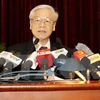越共中央总书记阮富仲在会议上致辞。
