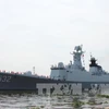 “荆州”532号导弹护卫舰。