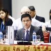 附图：出席APEC第二次高官会的越南代表。（图片来源：越通社）
