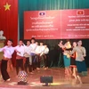 附图：在山罗省的老挝留学生。