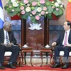 越南国家主席陈大光会见古巴全国人民政权代表大会主席埃斯特万