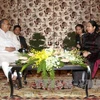 胡志明市市委副书记武氏蓉女士与孟加拉国共产党主席塞利姆。​ 