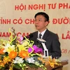 越南司法部部长黎成龙在会上发言。