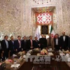 杜伯巳一行前来拜会伊朗伊斯兰议会议长。