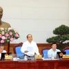 ​越南政府总理阮春福在会议上发表讲话。（图片来源：越通社）