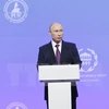 俄罗斯总统普京在开幕式上发表讲话。
