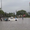 清化省多地遭受强降雨引发洪灾。