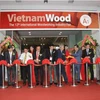 第12届越南国际木工机械展剪彩仪式。