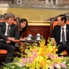 河内市委副书记陶德全会见阿根廷驻越南大使胡安·卡洛斯·罗利。