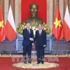  越南与波兰发表联合声明 致力加强传统友好合作关系