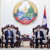 老挝总理通伦·西苏里会见越南司法部代表团
