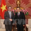 越南国会副主席冯国显会见加拿大联邦议会众议院