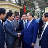 阮春福总理在海防市开展选民接待活动