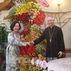  越南党国家领导圣诞节前走访慰问宗教界人士
