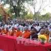 茶荣省为高棉南宗佛教僧侣进行民族和宗教政策与法律知识培训