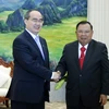 进一步加强胡志明市与老挝各地方的合作关系