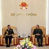 越南人民军副总参谋长范玉明会见泰国皇家海军司令