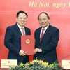 越南政府总理阮春福：早日把国有企业移交给企业国有资产管理委员会