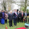 越共中央总书记和越南高级代表团开始对法国进行正式访问