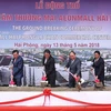 越南政府总理阮春福视察海防市部分重大经济社会工程
