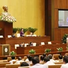 越南第十四届国会第五次会议：11日国会代表集中对两个法案建言献策