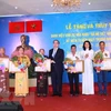 国家主席签发决定授予“越南英雄母亲”称号和各类勋章、徽章