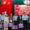 越南领导代表组团探访慰问广治和清化两省优抚家庭
