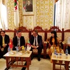 越南与阿尔及利亚麦迪亚省促进贸易与投资合作