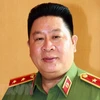 政府总理对公安部副部长裴文成给予撤职处分