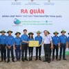越南各地青年举行响应2018年世界清洁日