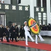 许多国家领导和代表团来到河内吊唁越南国家主席陈大光逝世