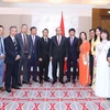 政府总理阮春福会见旅居欧洲越南人协会联合会代表