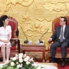 越共中央对外部部长黄平君会见朝鲜社会主义妇女同盟代表团