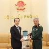 越南国防部副部长会见中国驻越南特命全权大使