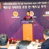 越南国会主席阮氏金银与韩国国会议长文喜相出席越韩投资贸易论坛